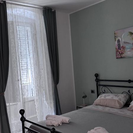B&B Poesia Affittacamere Taranto Eksteriør billede
