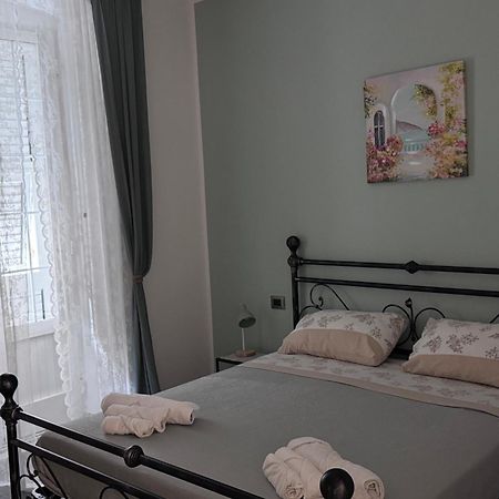 B&B Poesia Affittacamere Taranto Eksteriør billede