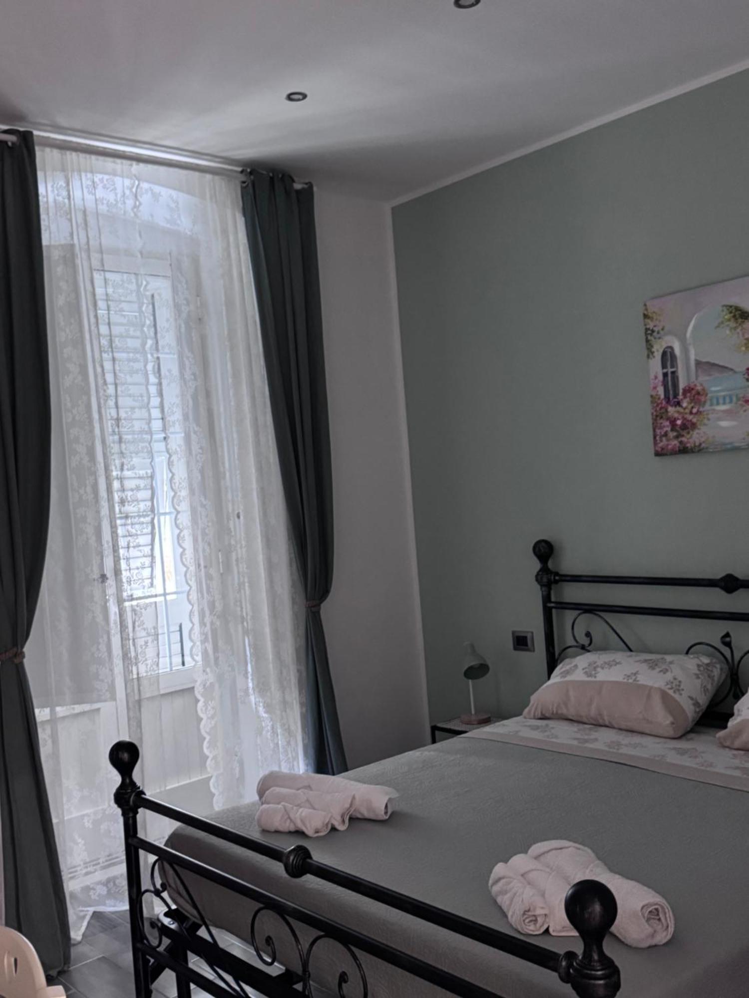 B&B Poesia Affittacamere Taranto Eksteriør billede